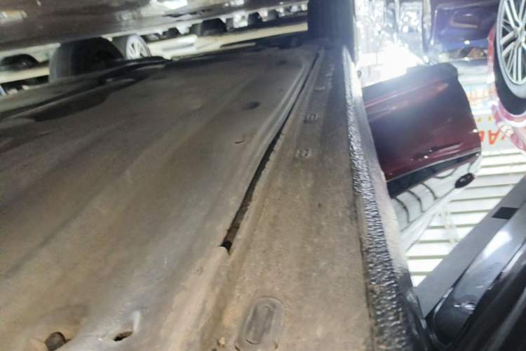 Used Volkswagen Passat 2022 330TSI Starry Luxury Edition Right Side Sill