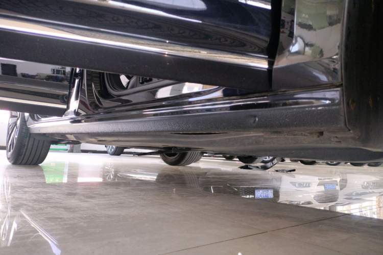 Used Volkswagen Passat 2022 330TSI Luxury Edition Right Side Sill