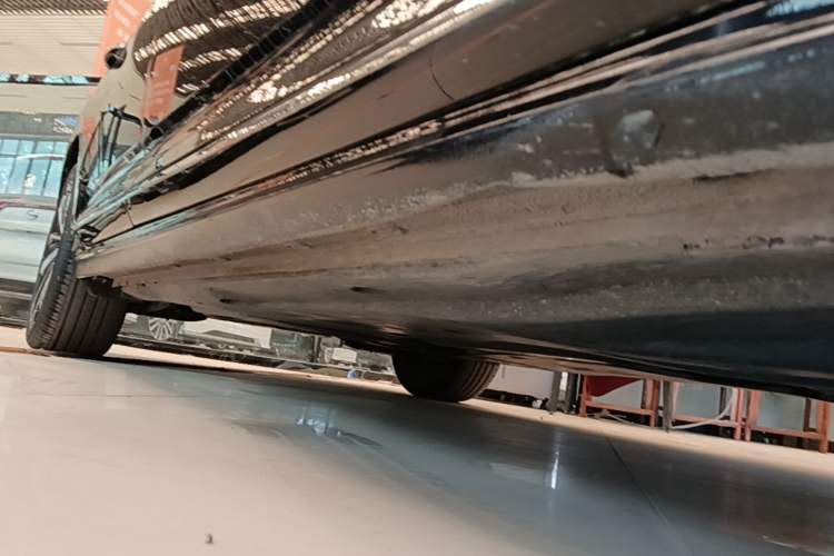 Used Volkswagen Passat 2022 330TSI Starry Luxury Edition Right Side Sill