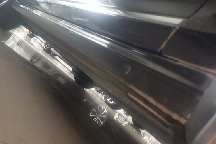 Used Volkswagen Passat 2022 330TSI Luxury Edition Right Side Sill
