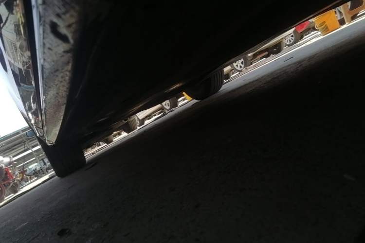 Used Volkswagen Passat 2022 380TSI Flagship Edition Right Side Sill