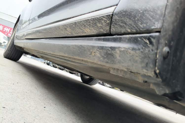 Used Volkswagen Passat 2022 280TSI Business Edition Right Side Sill