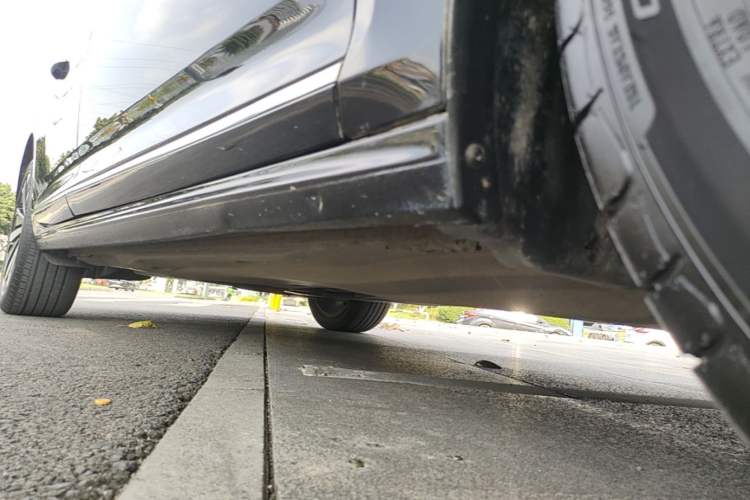 Used Volkswagen Passat 2022 330TSI Starry Luxury Edition Right Side Sill