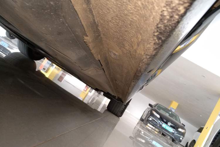 Used Volkswagen Passat 2022 330TSI Elite Edition Custom Version Right Side Sill