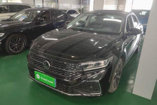 Used Volkswagen Passat 2022 330TSI Starry Elite Edition