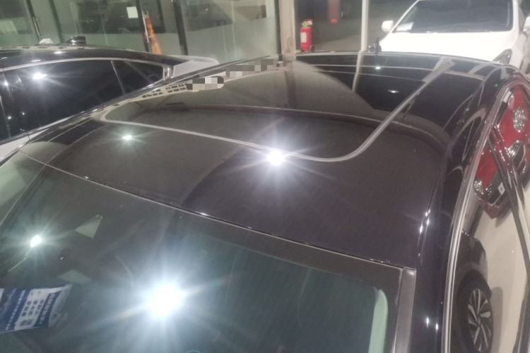 Used Volkswagen Passat 2022 330TSI Starry Luxury Edition – Exclusive Special Edition Roof