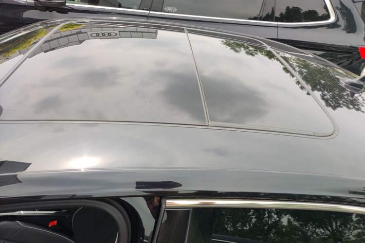 Used Volkswagen Passat 2022 330TSI Luxury Edition Roof