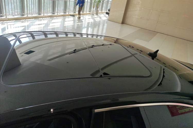 Used Volkswagen Passat 2022 330TSI Starry Luxury Edition – Exclusive Special Edition Roof