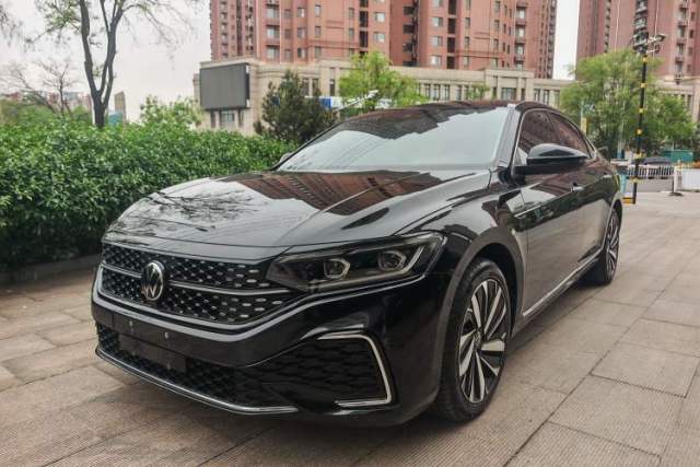 Used Volkswagen Passat 2022 330TSI Starry Luxury Edition