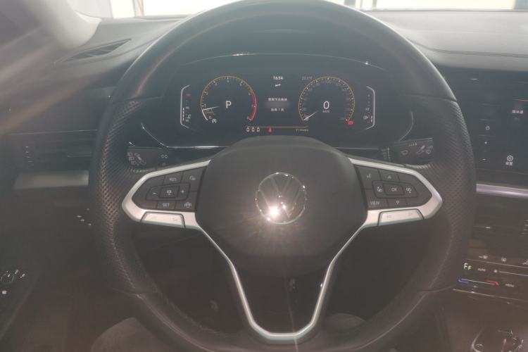 Used Volkswagen Passat 2022 330TSI Elite Edition Steering Wheel