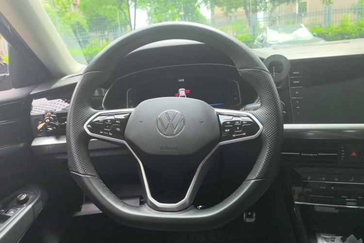 Used Volkswagen Passat 2022 330TSI Starry Luxury Edition Steering Wheel