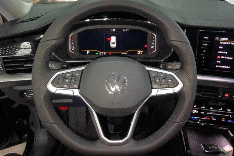 Used Volkswagen Passat 2022 330TSI Elite Edition Steering Wheel