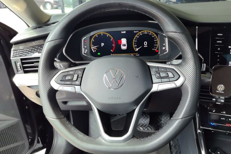 Used Volkswagen Passat 2022 330TSI Starry Elite Edition Steering Wheel