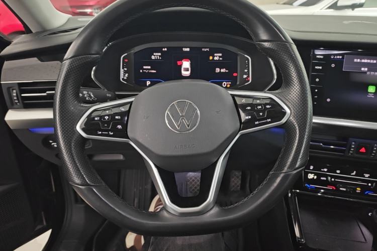 Used Volkswagen Passat 2022 330TSI Starry Luxury Edition Steering Wheel