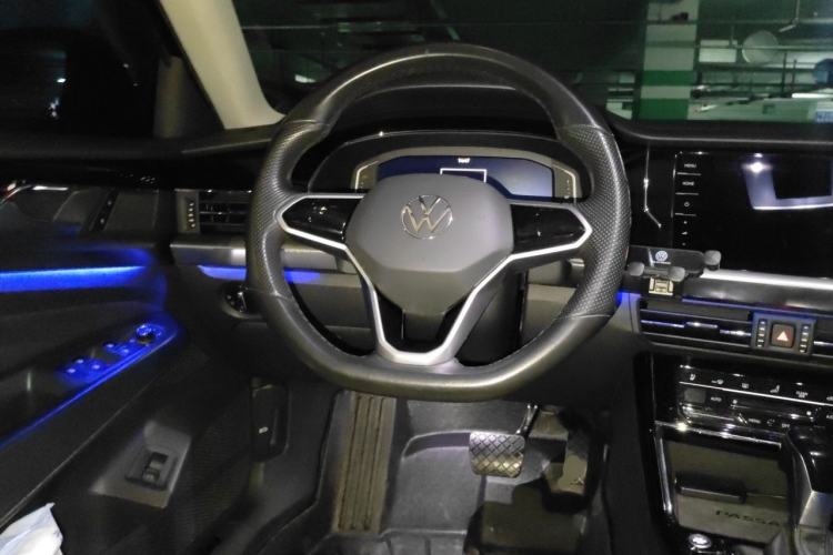 Used Volkswagen Passat 2022 330TSI Starry Luxury Edition Steering Wheel
