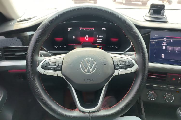 Used Volkswagen Passat 2022 280TSI Business Edition Steering Wheel