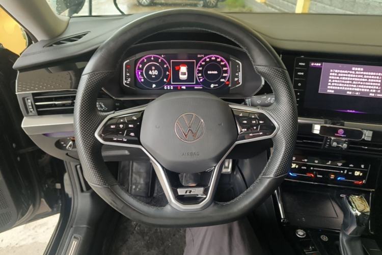 Used Volkswagen Passat 2022 330TSI Luxury Edition Steering Wheel