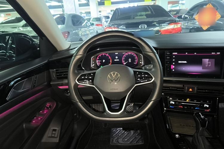 Used Volkswagen Passat 2022 330TSI Luxury Edition Steering Wheel