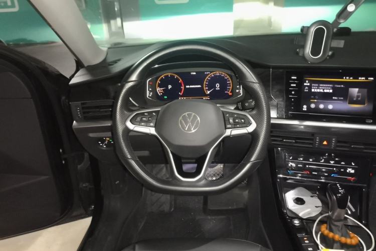 Used Volkswagen Passat 2022 280TSI Elite Edition Steering Wheel