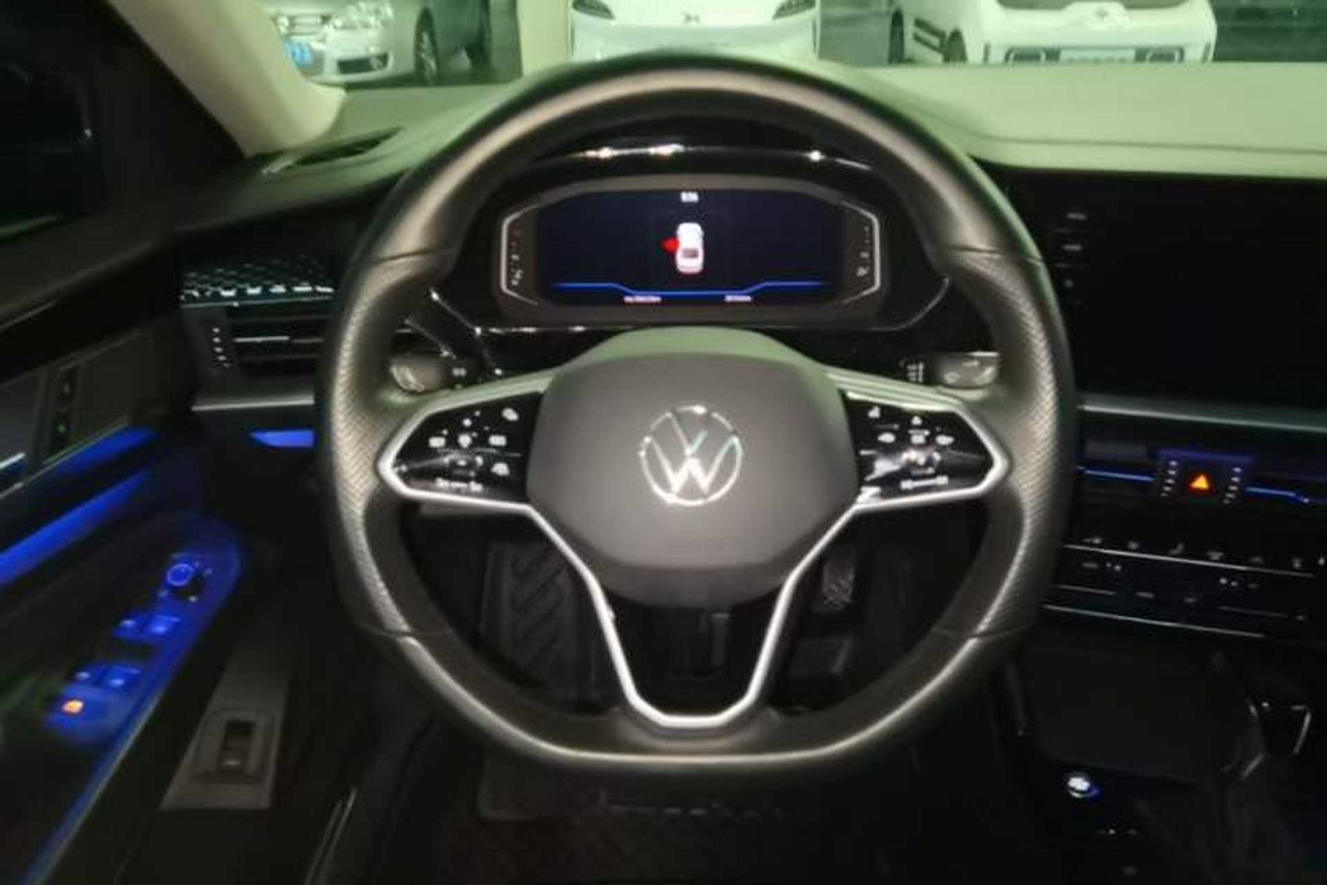Used Volkswagen Passat 2022 330TSI Starry Luxury Edition Steering Wheel