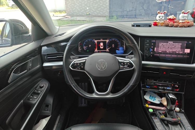 Used Volkswagen Passat 2022 330TSI Starry Luxury Edition Steering Wheel