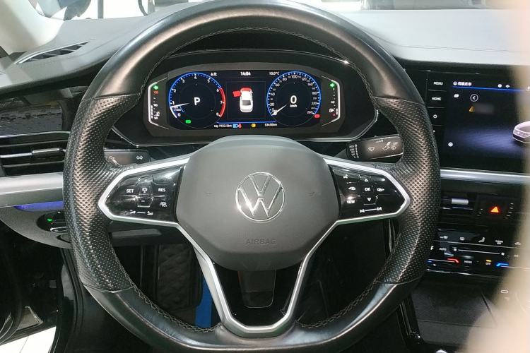 Used Volkswagen Passat 2022 330TSI Luxury Edition Steering Wheel