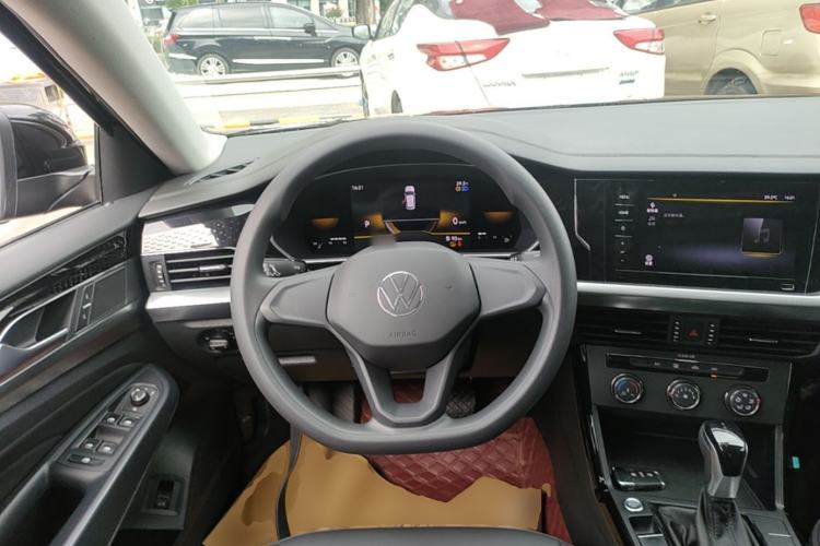 Used Volkswagen Passat 2022 280TSI Business Edition Steering Wheel