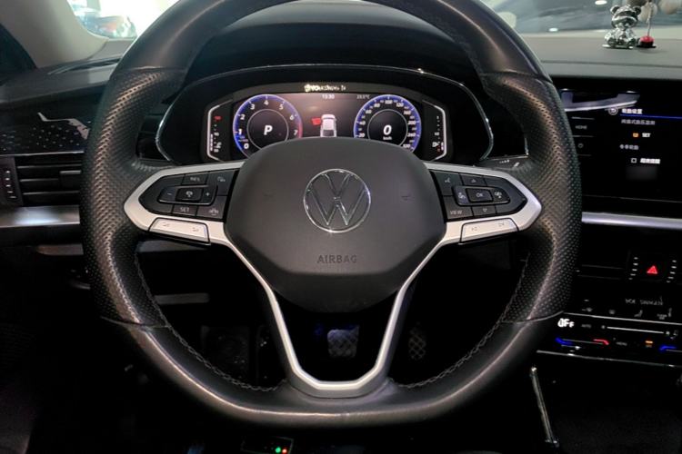 Used Volkswagen Passat 2022 330TSI Starry Elite Edition Steering Wheel