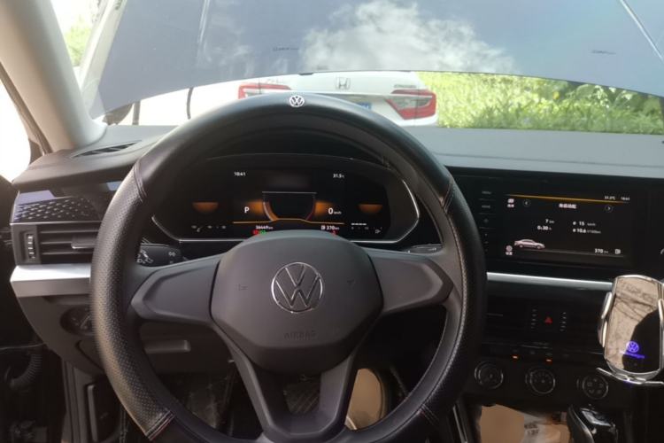 Used Volkswagen Passat 2022 280TSI Business Edition Steering Wheel