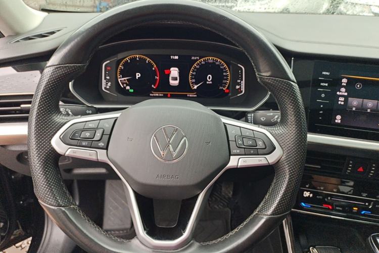 Used Volkswagen Passat 2022 330TSI Starry Elite Edition Steering Wheel