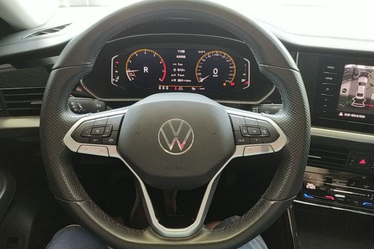 Used Volkswagen Passat 2022 330TSI Elite Edition Steering Wheel