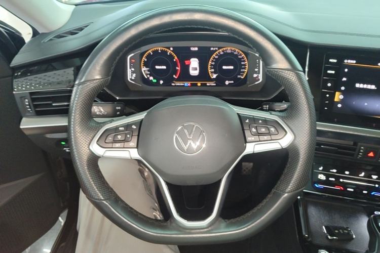 Used Volkswagen Passat 2022 330TSI Elite Edition Steering Wheel