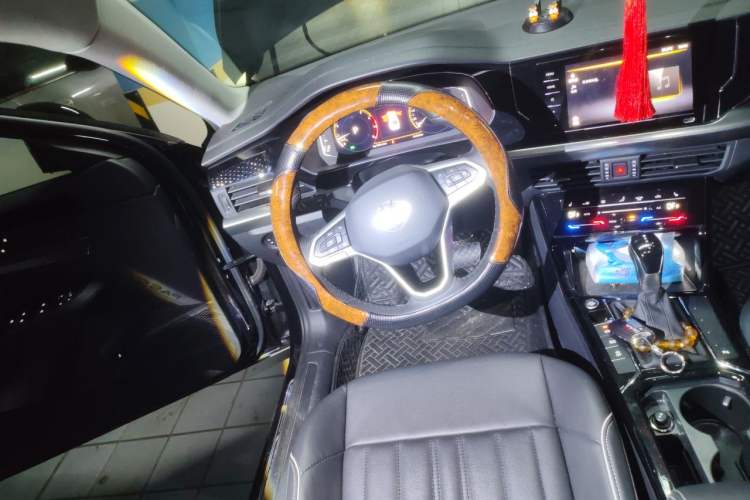 Used Volkswagen Passat 2022 330TSI Starry Elite Edition Steering Wheel