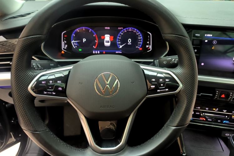 Used Volkswagen Passat 2022 330TSI Luxury Edition Steering Wheel