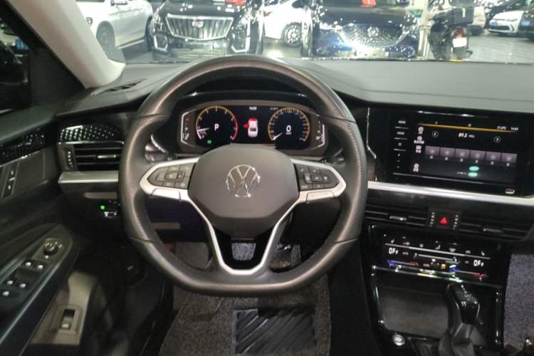 Used Volkswagen Passat 2022 330TSI Elite Edition Steering Wheel
