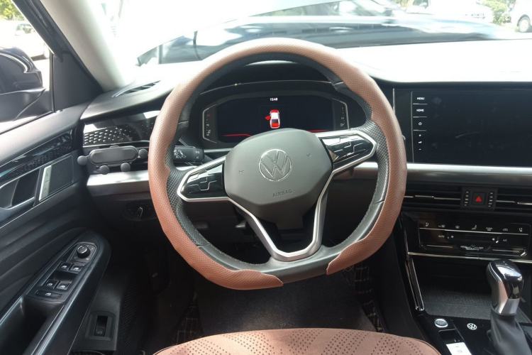 Used Volkswagen Passat 2022 380TSI Luxury Edition Steering Wheel