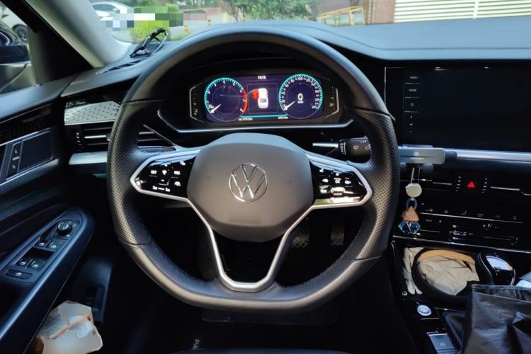 Used Volkswagen Passat 2022 330TSI Starry Luxury Edition Steering Wheel