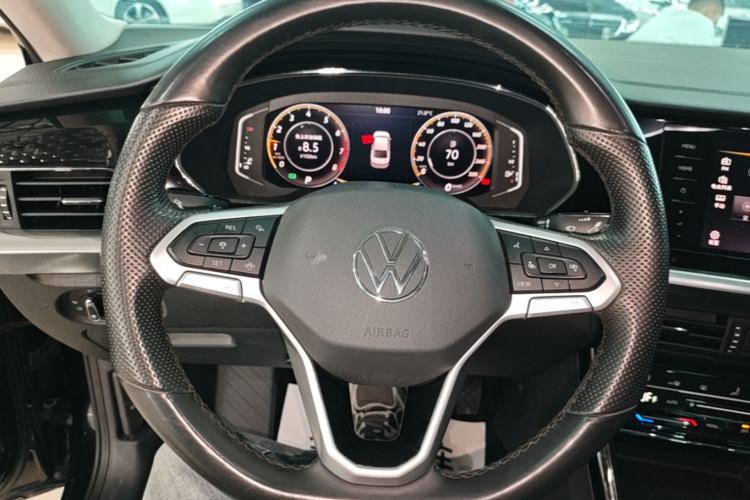 Used Volkswagen Passat 2022 330TSI Starry Elite Edition Steering Wheel