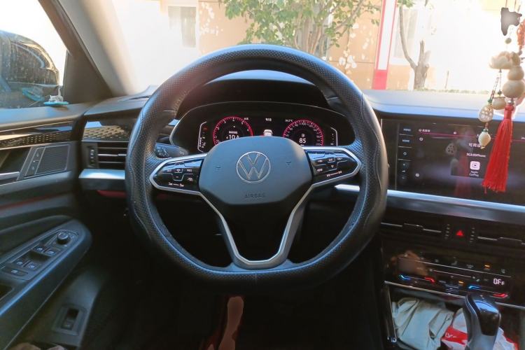 Used Volkswagen Passat 2022 330TSI Starry Luxury Edition Steering Wheel