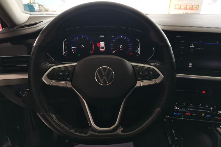 Used Volkswagen Passat 2022 330TSI Elite Edition Steering Wheel