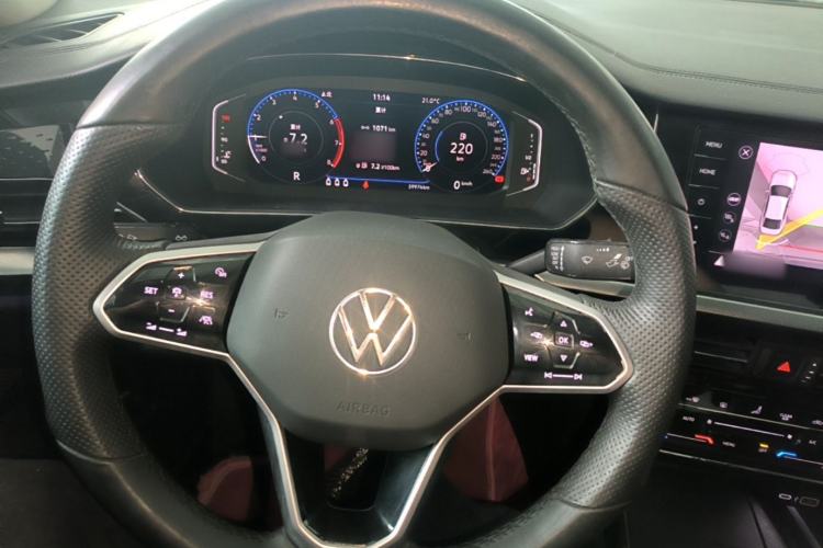 Used Volkswagen Passat 2022 330TSI Starry Luxury Edition Steering Wheel