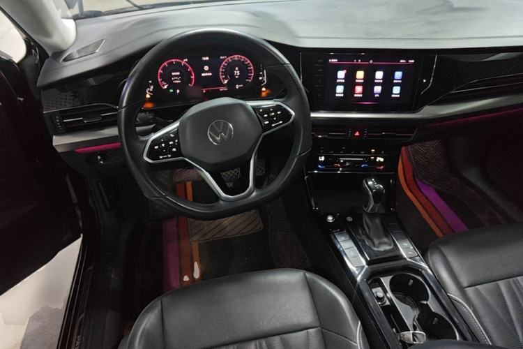 Used Volkswagen Passat 2022 330TSI Luxury Edition Steering Wheel