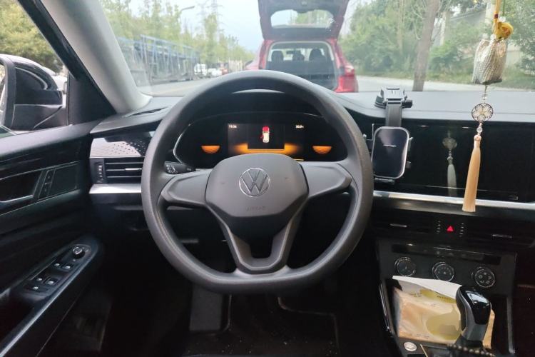Used Volkswagen Passat 2022 280TSI Business Edition Steering Wheel