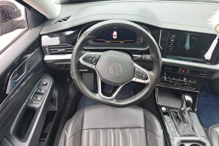 Used Volkswagen Passat 2022 330TSI Starry Elite Edition Steering Wheel