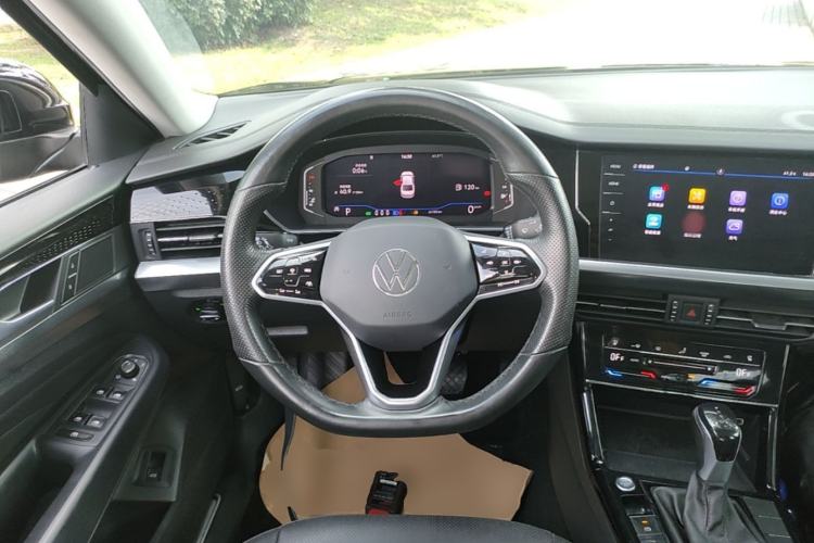 Used Volkswagen Passat 2022 330TSI Starry Luxury Edition Steering Wheel