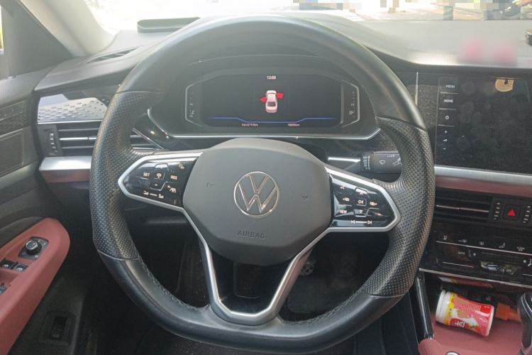 Used Volkswagen Passat 2022 330TSI Luxury Edition Steering Wheel