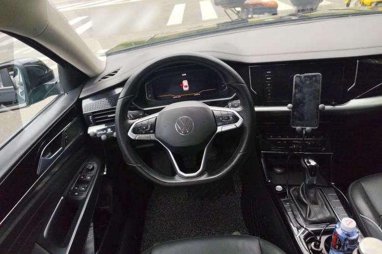 Used Volkswagen Passat 2022 330TSI Elite Edition Steering Wheel