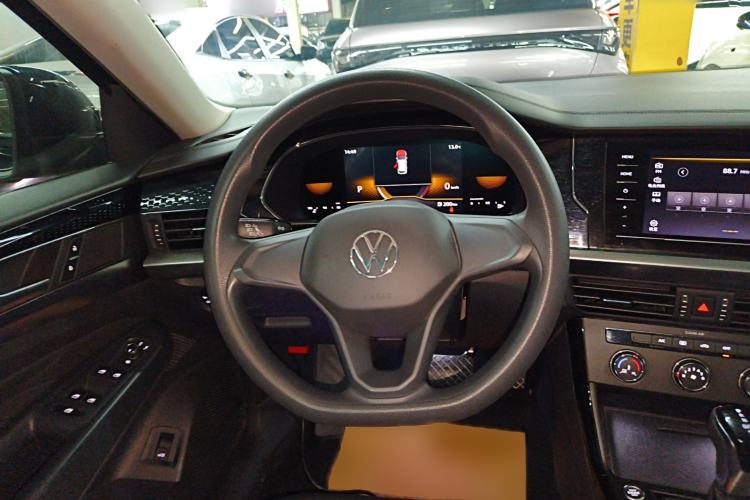 Used Volkswagen Passat 2022 280TSI Business Edition Steering Wheel