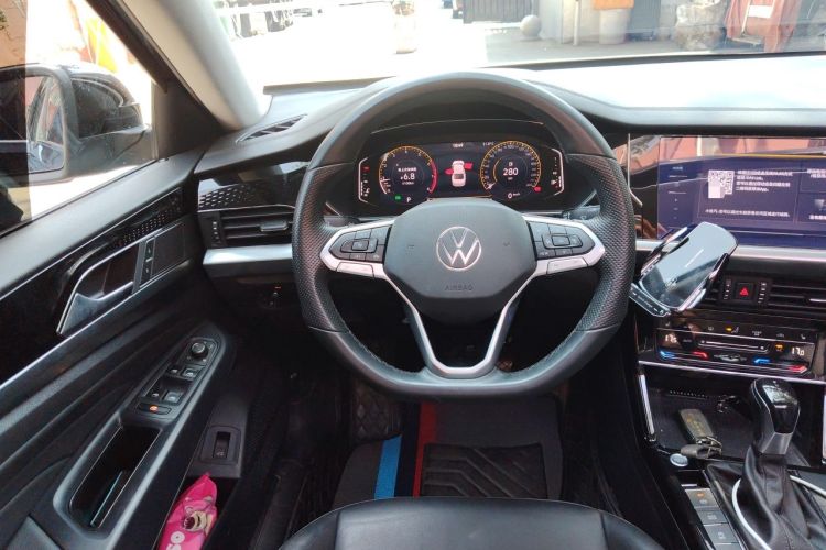 Used Volkswagen Passat 2022 330TSI Starry Elite Edition Steering Wheel