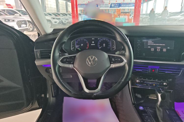 Used Volkswagen Passat 2022 330TSI Elite Edition Custom Version Steering Wheel